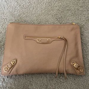 ❌SOLD❌Balenciaga Metalic Edge Clutch